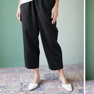 Quince black linen pants - small